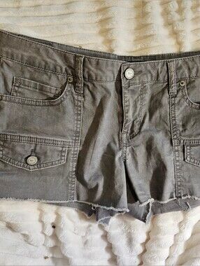 Aeropostale Womens Shorts Sz  10 "Shorty" Hot Pants Grey Canvas Cotton Low Rise
